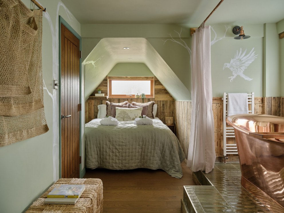 Ellasfield | Paddock Bedroom | Interior Designers